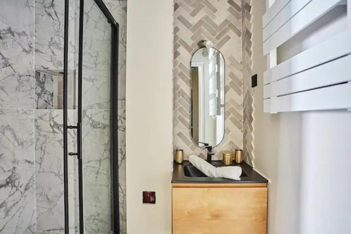 300 Suite Seb - Superb Apartment In Párizs Kültér fotó